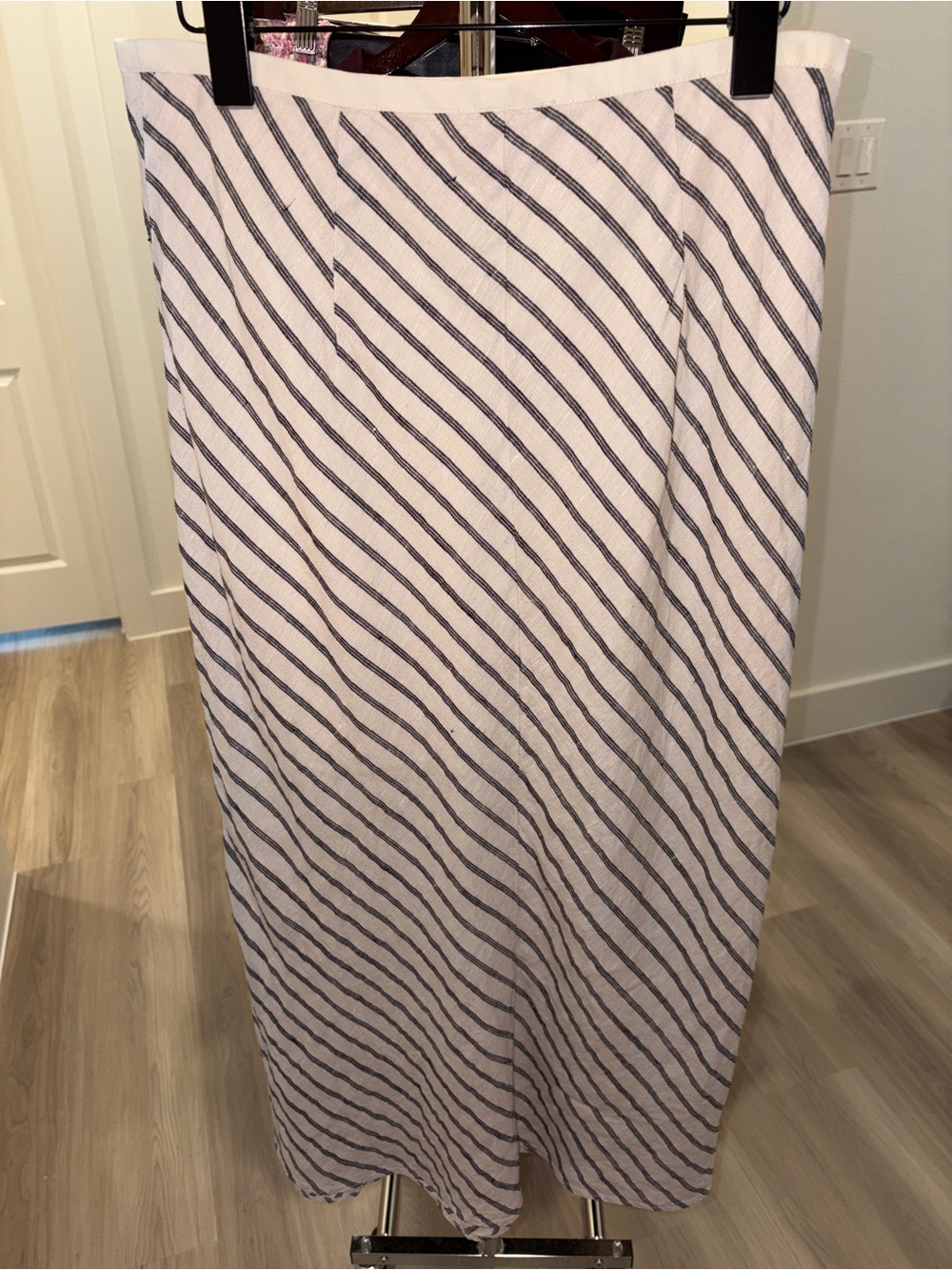 J Crew Linen Stripe Ivory Black Maxi Pull On Skirt Sz Small